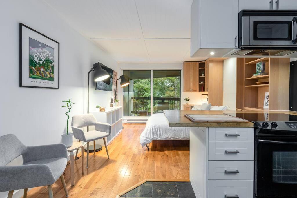 Casa Creekside - Walk To Gondola, Shops, Lakes! Whistler Luaran gambar