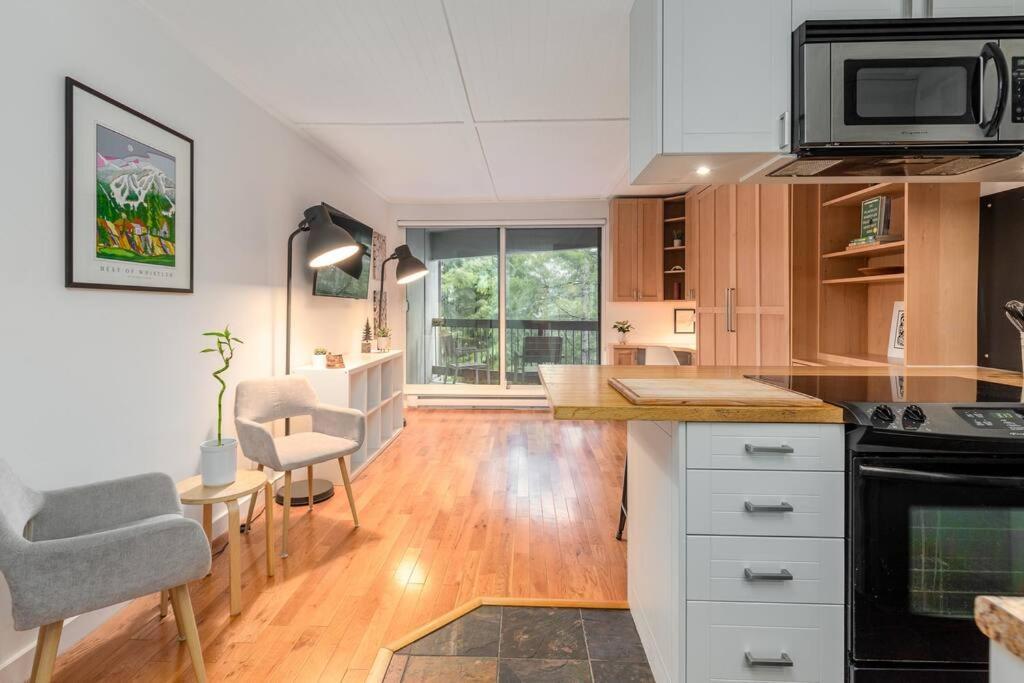 Casa Creekside - Walk To Gondola, Shops, Lakes! Whistler Luaran gambar