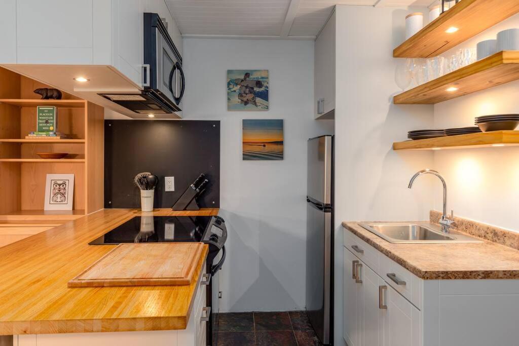 Casa Creekside - Walk To Gondola, Shops, Lakes! Whistler Luaran gambar