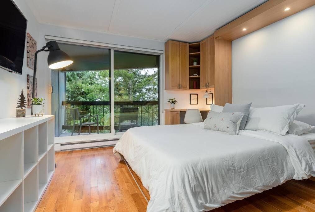 Casa Creekside - Walk To Gondola, Shops, Lakes! Whistler Luaran gambar